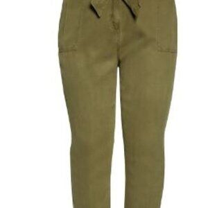 NWT Paperbag High Waist Crop Utility Pants. Size 8.
